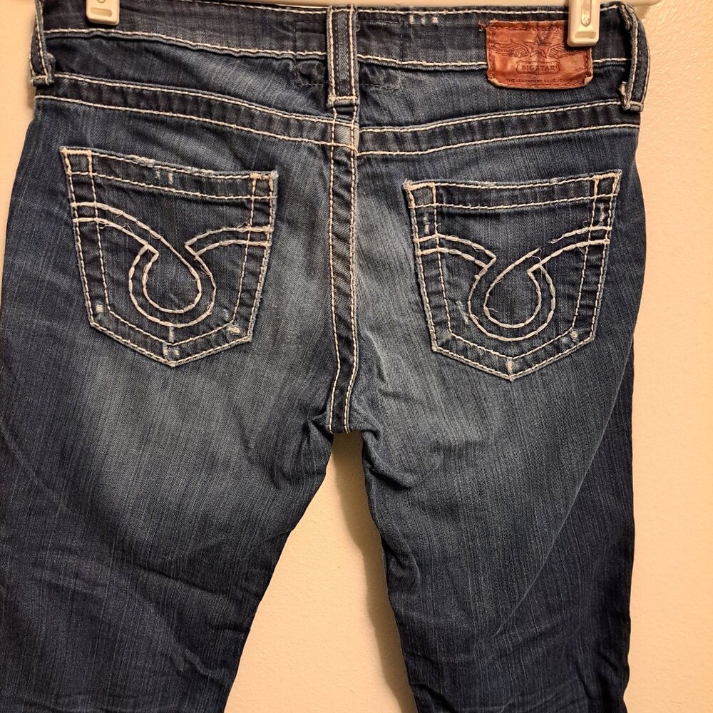 Big Star "LIV" Distressed Embroidered Pocket Denim Jean Capris, size 28 - Picture 12 of 13